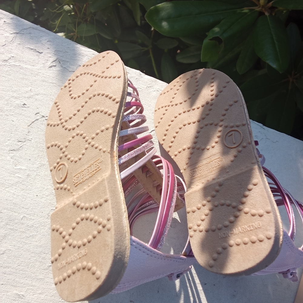 Seychelles Pink and Silver Strappy Sandals NIB Girls Sz 7 KR24563 - Picture 6 of 8